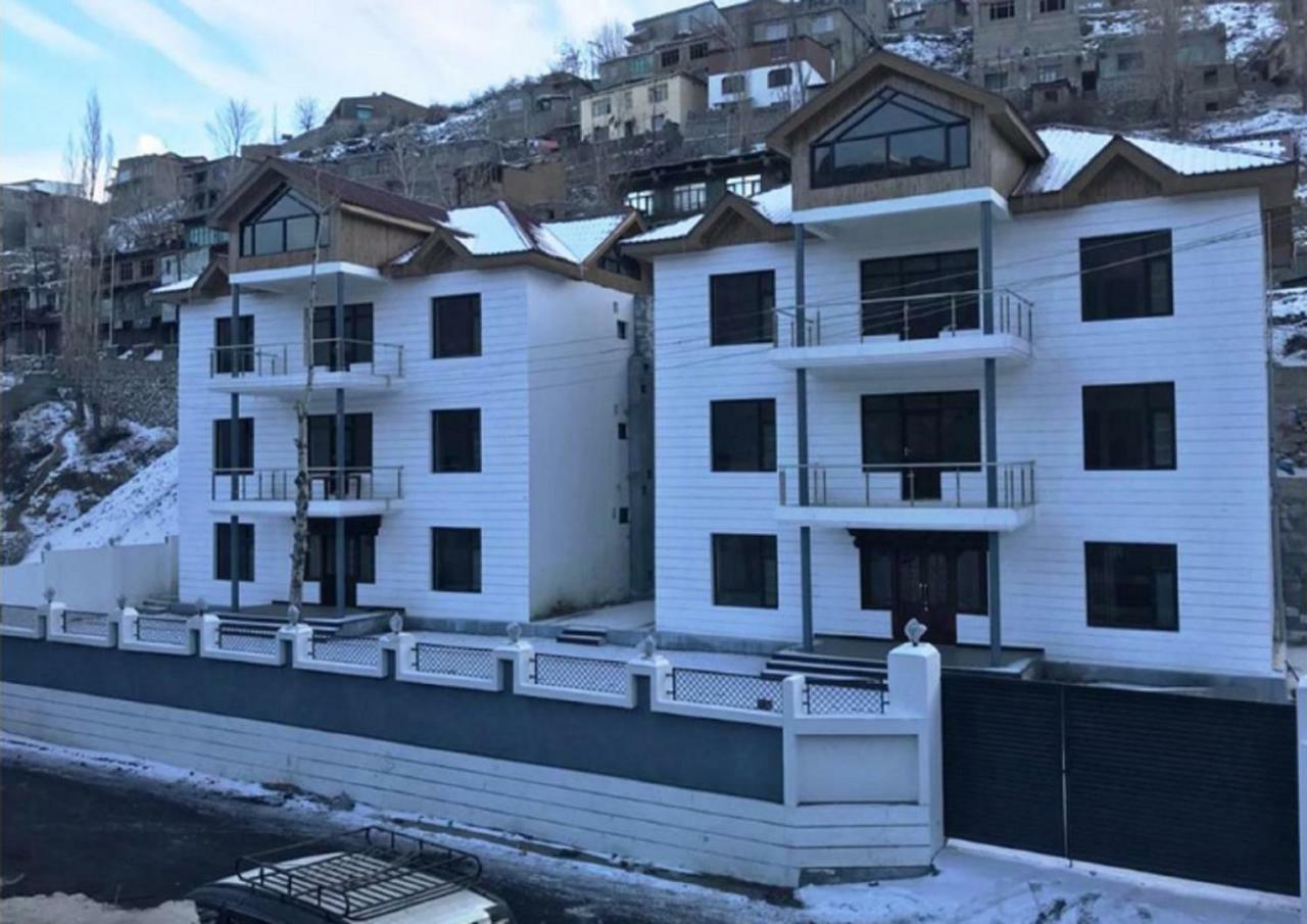 Hotel Kargil Heights Eksteriør billede
